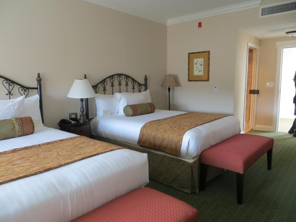 The Monterey Hotel Экстерьер фото